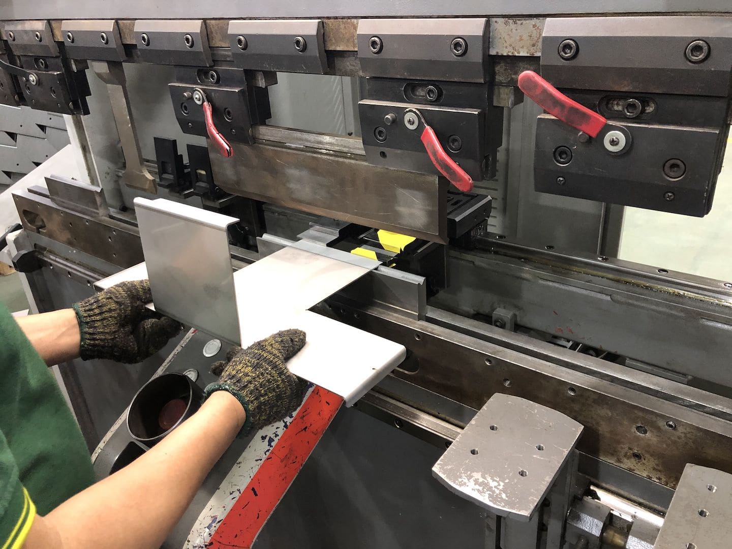 Sheet Metal Stamping - Cnc Press Brake Machine